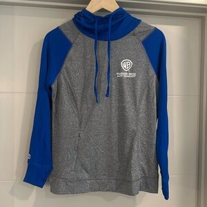 Warner Bros. A-List Community Blue Hooded Long Sleeve Medium Sweater - Brand New